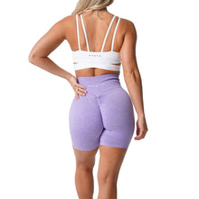 Load image into Gallery viewer, SCRUNCH SEAMLESS SHORTS