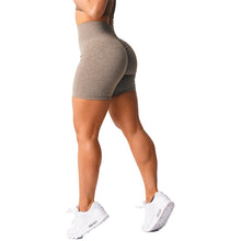 Load image into Gallery viewer, SCRUNCH SEAMLESS SHORTS
