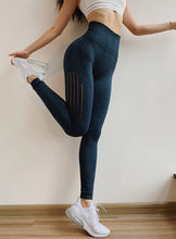 Load image into Gallery viewer, SCULPTURE FLAWLESS KNIT LEGGINGS