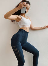 Load image into Gallery viewer, SCULPTURE FLAWLESS KNIT LEGGINGS