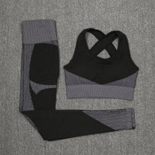 Load image into Gallery viewer, PERFECT SHAPE RISE UP SPORTS BRA OUTFIT