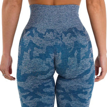 Load image into Gallery viewer, SVANA CAMO SEAMLESS LEGGINGS
