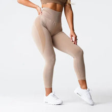 Load image into Gallery viewer, SVANA SHAPE ME CONTOUR LEGGINGS
