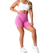 Load image into Gallery viewer, SCRUNCH SEAMLESS SHORTS
