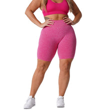Load image into Gallery viewer, SCRUNCH SEAMLESS SHORTS
