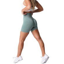 Load image into Gallery viewer, SCRUNCH SEAMLESS SHORTS

