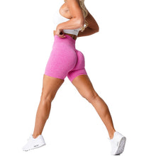 Load image into Gallery viewer, SCRUNCH SEAMLESS SHORTS
