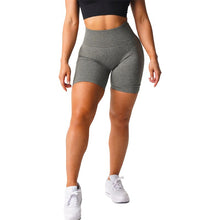 Load image into Gallery viewer, SCRUNCH SEAMLESS SHORTS
