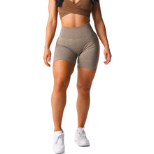 Load image into Gallery viewer, SCRUNCH SEAMLESS SHORTS
