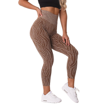 Load image into Gallery viewer, SVANA ZEBRA SEAMLESS LEGGINGS
